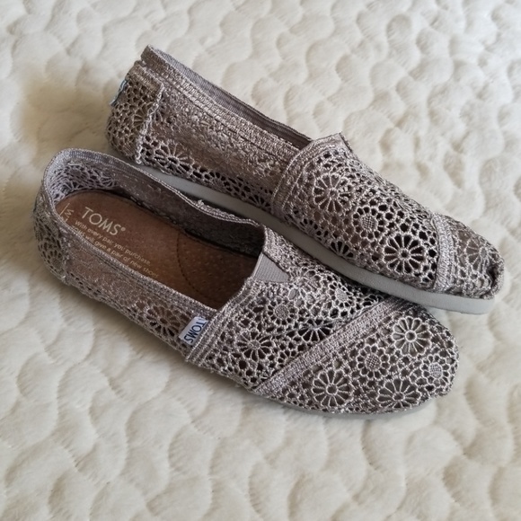 toms crochet flat shoes